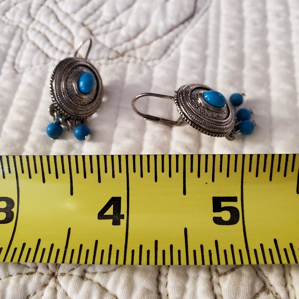 Vintage Western style lever back earrings - Picture 3 of 3